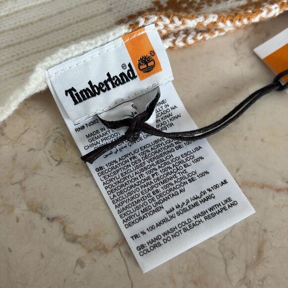 NWT Timberland Scarf Wheat Plaid One Size Winter Fall Logo - Picture 8 of 9